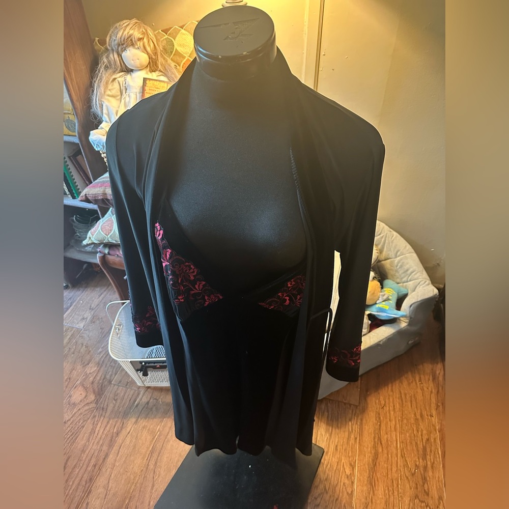 In Bloom Black and Red Floral Robe
